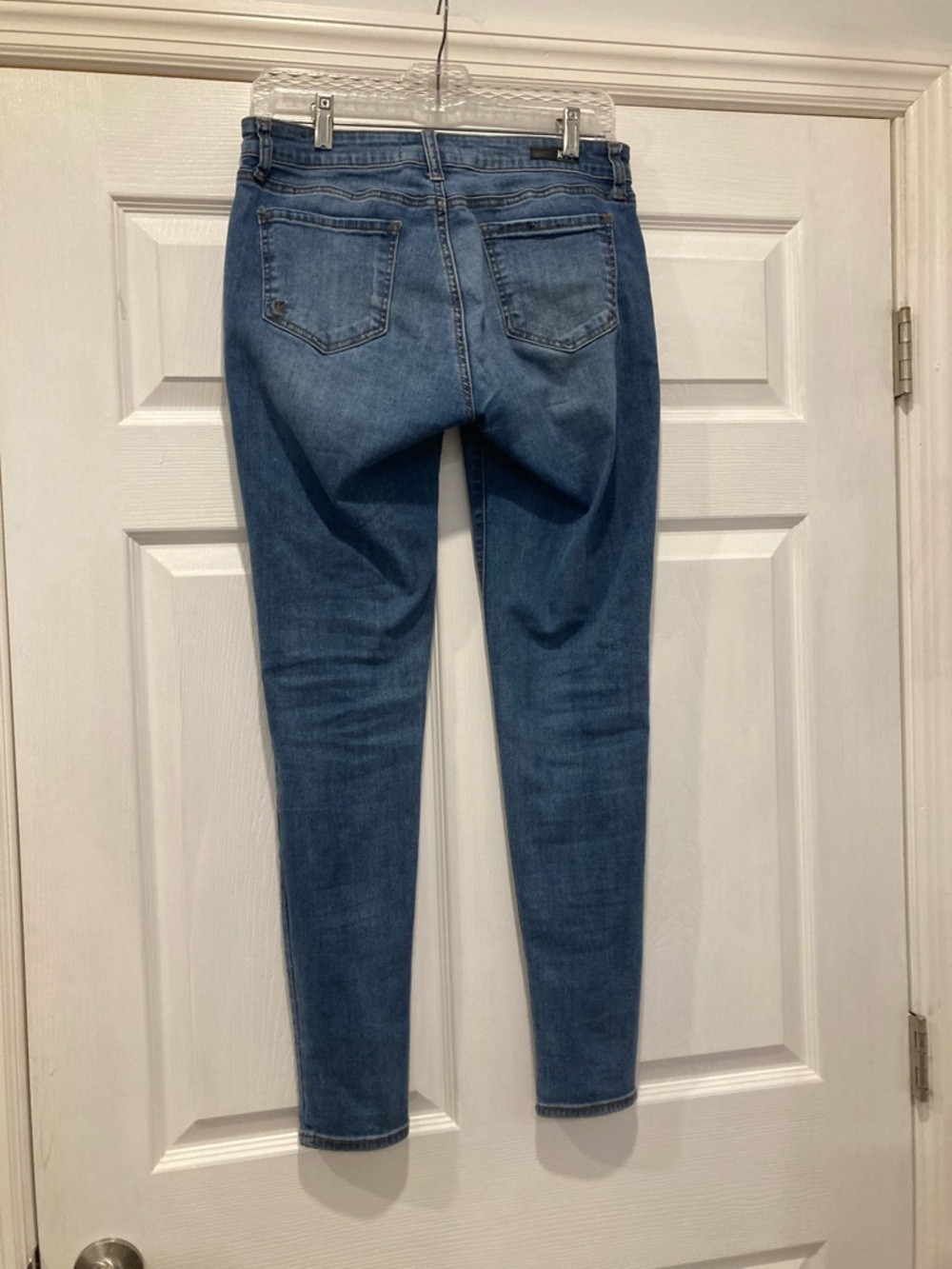 Kut from the Kloth Medium Blue Skinny Jeans - Picture 2 of 5